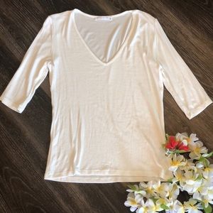 Winter White 3/4 length V-neck